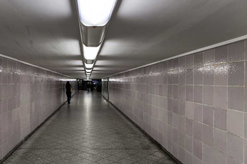 Unterführung im U-Bahnhof Kottbusser Tor